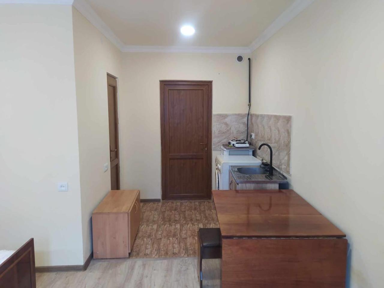 Verishen Guest House B&B 고리스 외부 사진