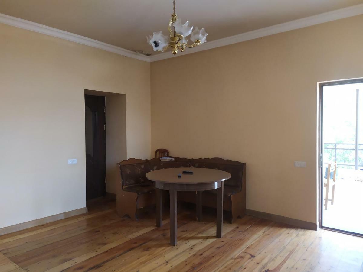 Verishen Guest House B&B 고리스 외부 사진