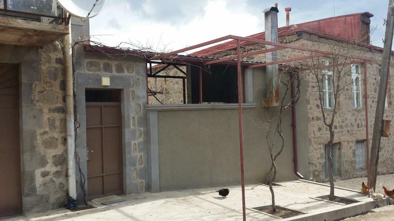 Verishen Guest House B&B 고리스 외부 사진