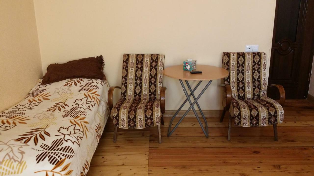 Verishen Guest House B&B 고리스 외부 사진