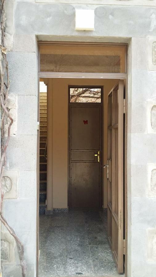 Verishen Guest House B&B 고리스 외부 사진