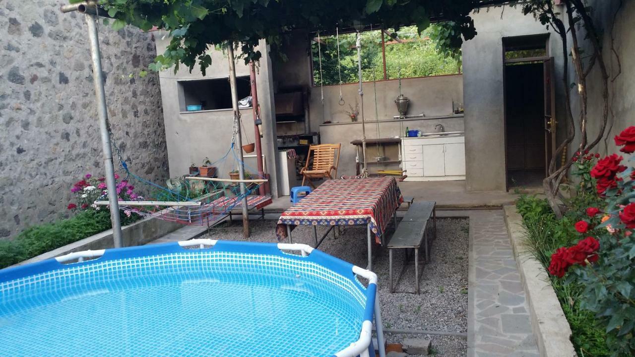 Verishen Guest House B&B 고리스 외부 사진